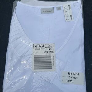 Avenue Classic White V-Neck Blouse